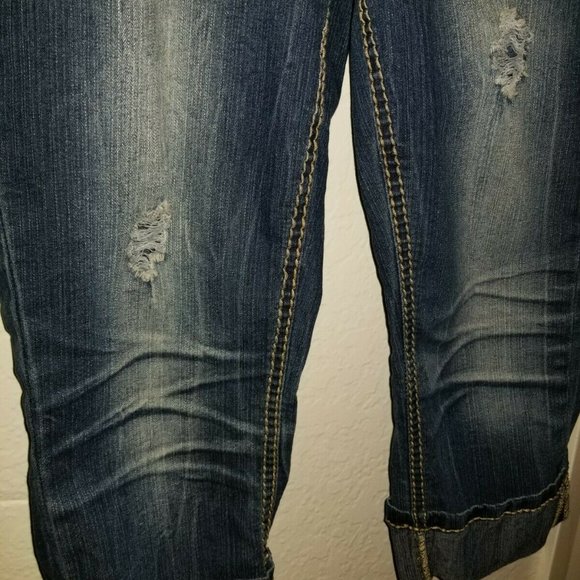 NO BOUNDARIES Juniors Cropped Cuffed Capri Jeans Size 9 - Picture 2 of 6
